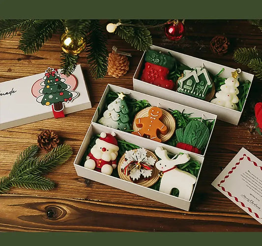 3-Piece Christmas Scented Candle Gift Set - Handmade Santa, Snowman & Elk Aromatherapy Candles for Holiday Decor
