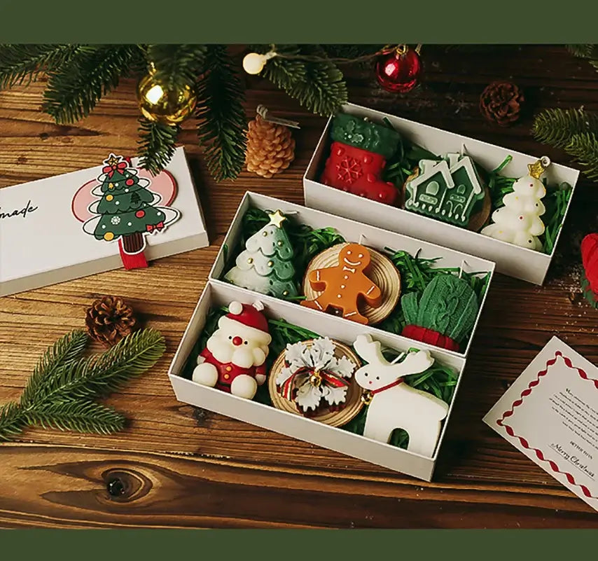 3-Piece Christmas Scented Candle Gift Set - Handmade Santa, Snowman & Elk Aromatherapy Candles for Holiday Decor