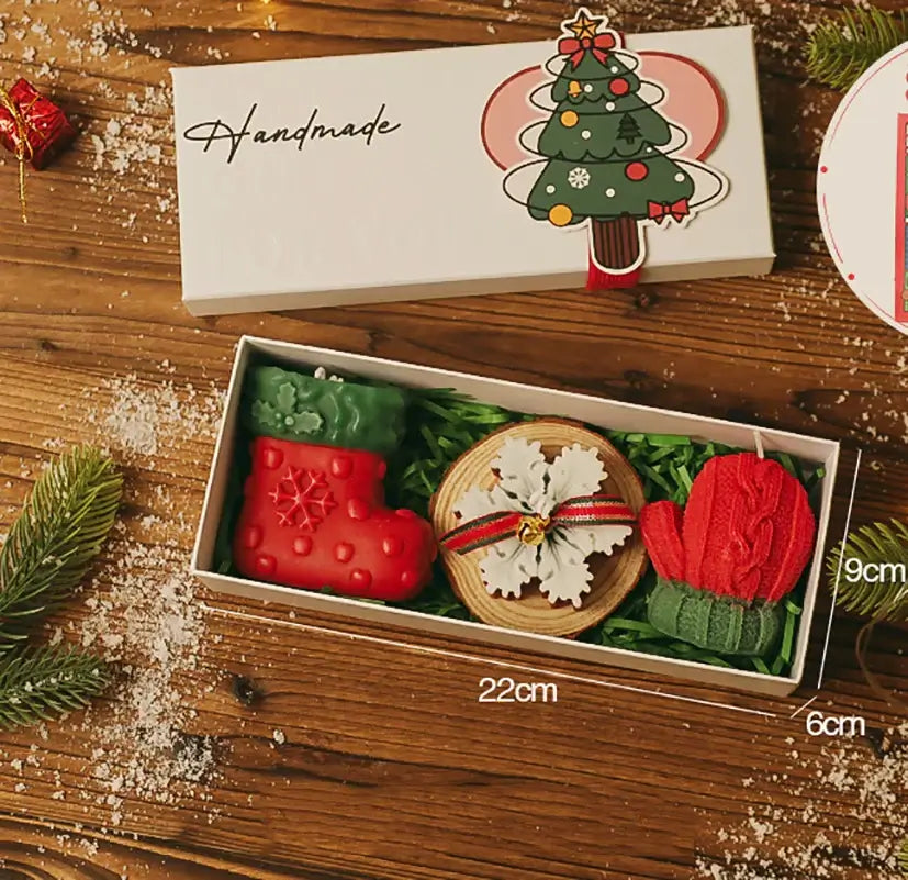 3-Piece Christmas Scented Candle Gift Set - Handmade Santa, Snowman & Elk Aromatherapy Candles for Holiday Decor