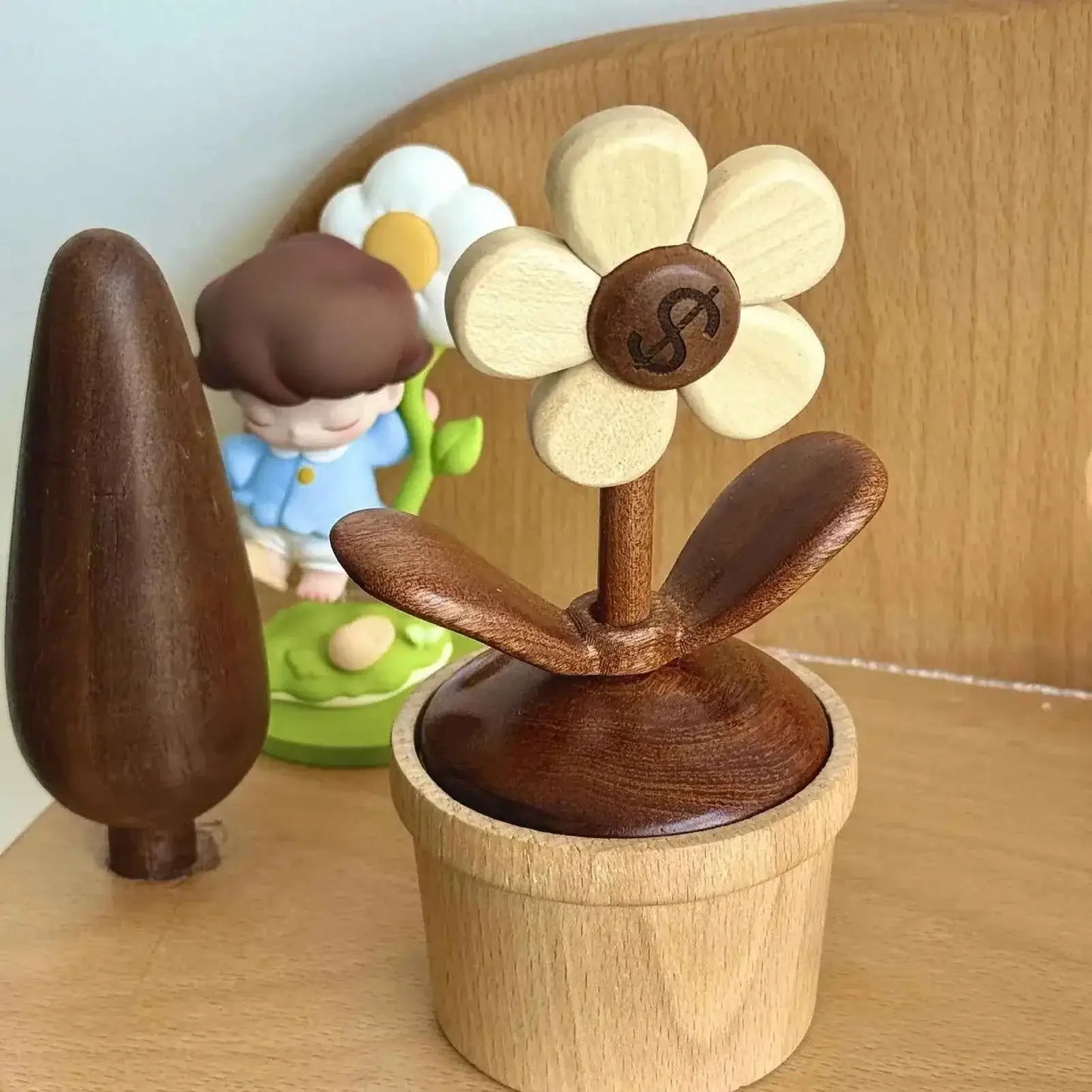 Rotating Wooden Sunflower Dashboard Ornament - Car Decor for Road Trips